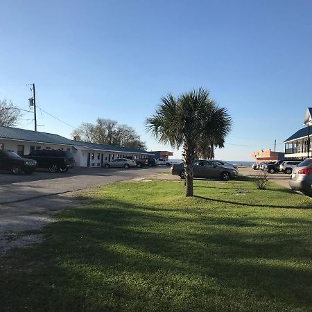 Bayfront Inn Biloxi Buitenkant foto